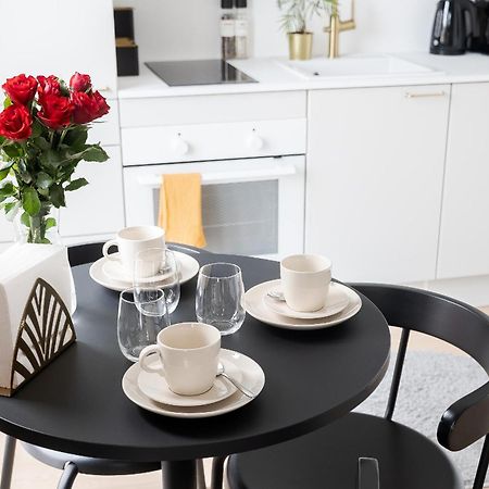 Great Location, Quiet And New With Balcony&Cafe Apartment Tampere Luaran gambar