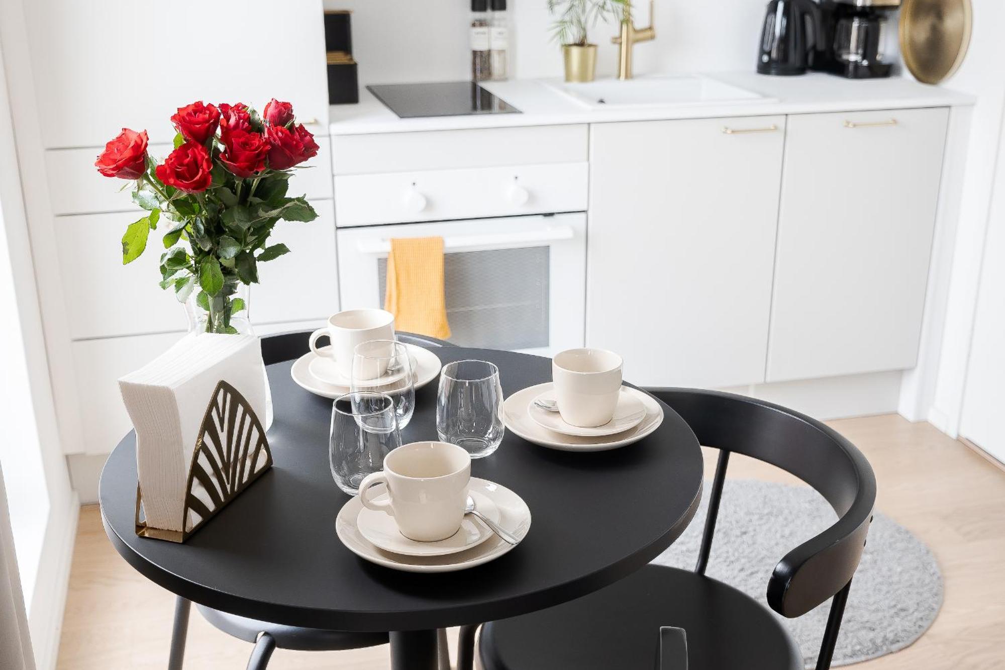 Great Location, Quiet And New With Balcony&Cafe Apartment Tampere Luaran gambar